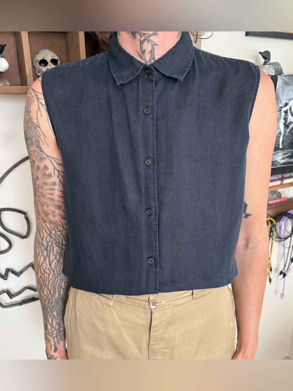 Uniqlo Black Linen Sleeveless Collared Button Down Shirt Minimalist ~ Size Small
